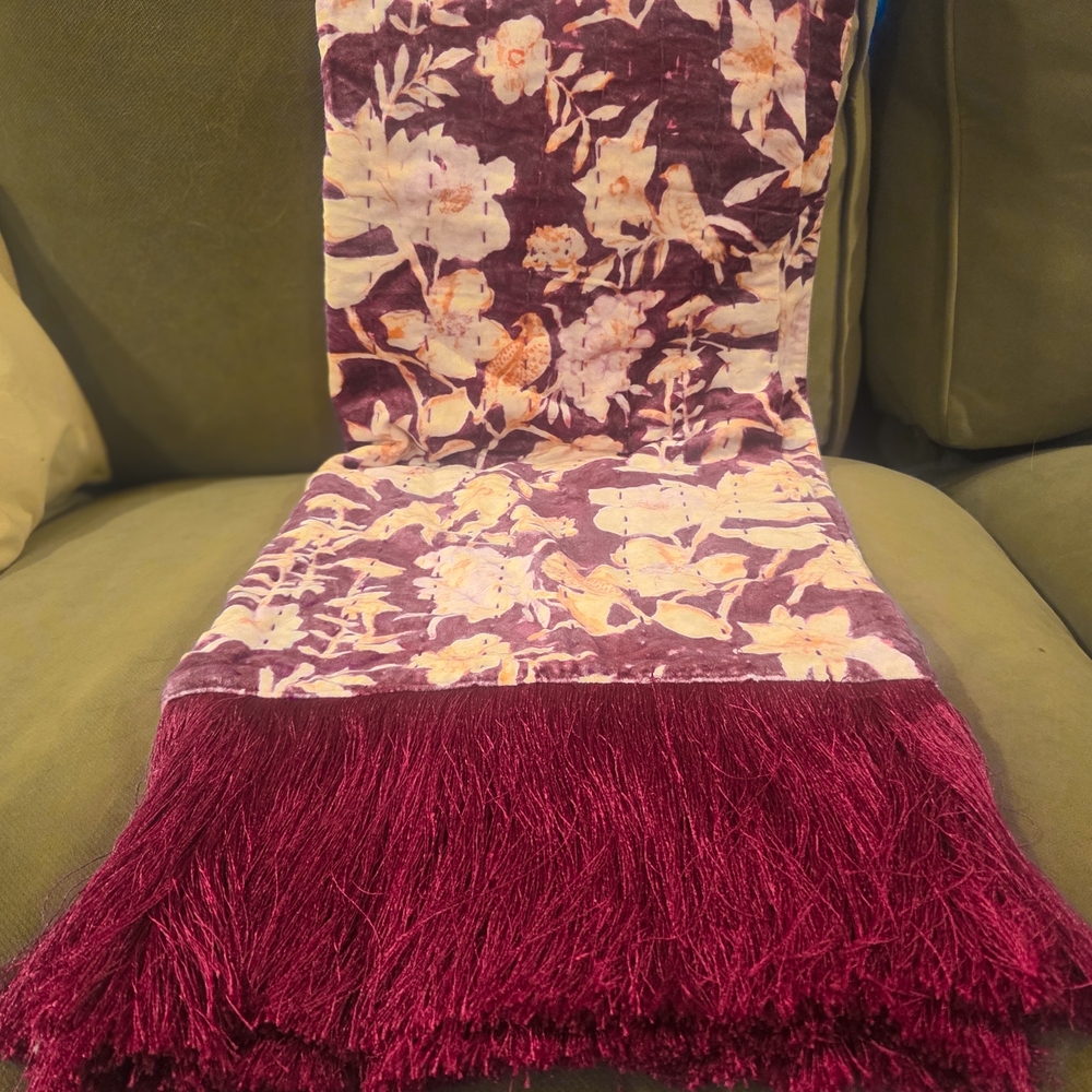 NEW Anthropologie Valentina Throw Blanket, Raspberry - Sold Out - SKU 93035566